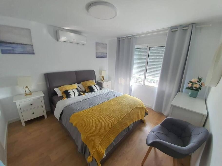 Apartamento Beautiful Sea Views Cozy 350 M From Benalmádena