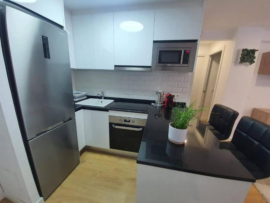 Apartamento Beautiful Sea Views Cozy 350 M From *