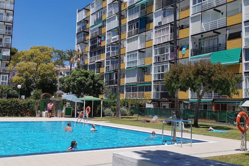 Beautiful Sea Views Cozy 350 M From Lejlighed Benalmádena