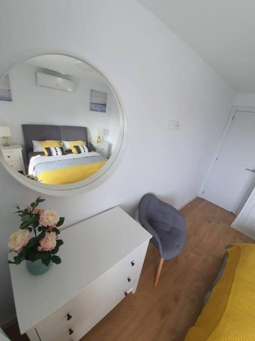 Apartamento Beautiful Sea Views Cozy 350 M From *